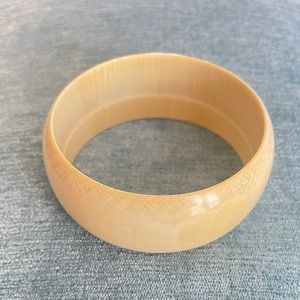 Ivory Bangle bracelet